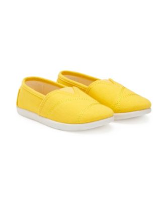 my white canvas shoes turned yellow