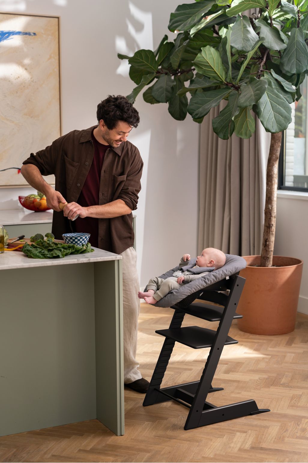 Stokke® Tripp Trapp® scaun înalt - negru