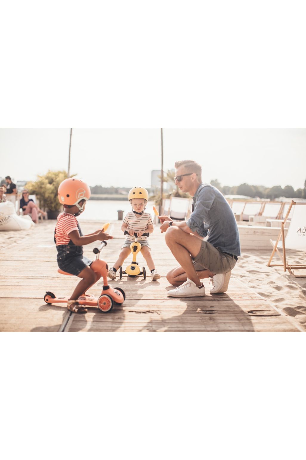 Scoot and Ride Highwaykick 1 2 in1 kickboard with seat - peach
