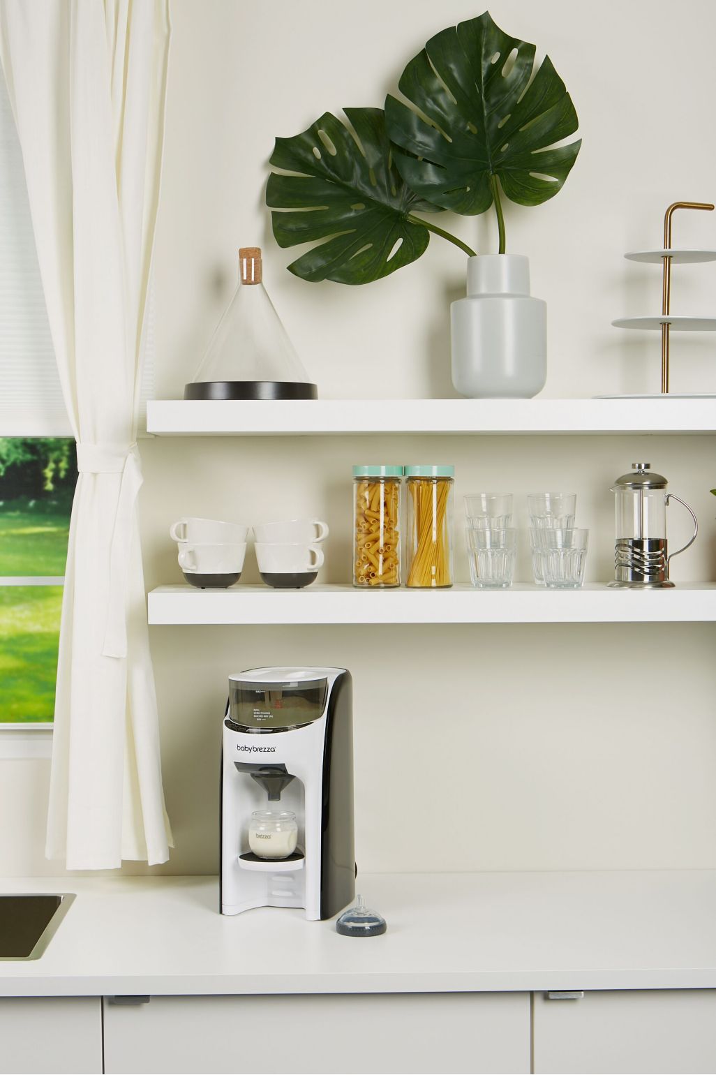 Dozator de formula - lapte praf  pentru bebeluși Baby Brezza® Formula Pro