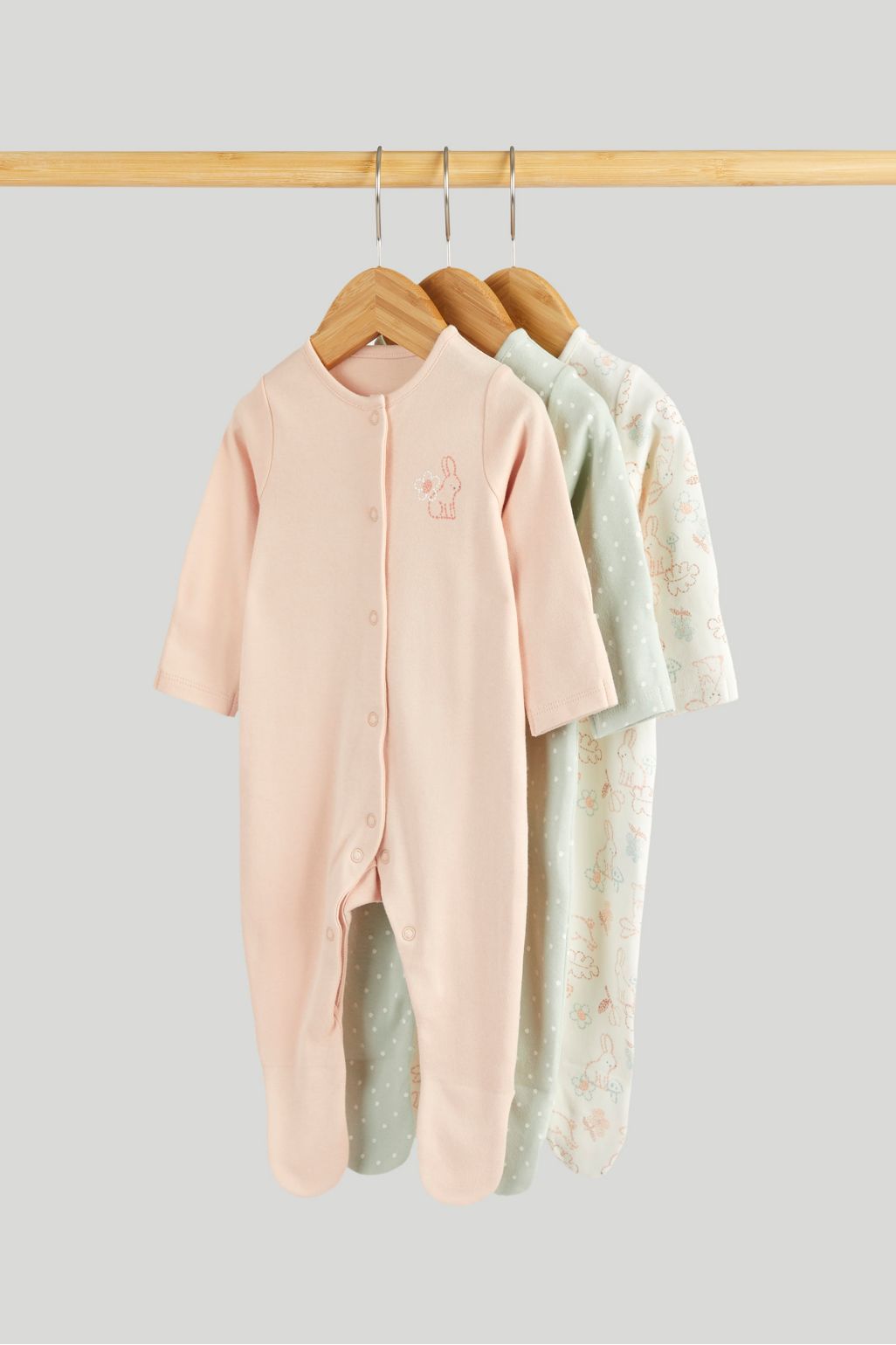 Set de 3 pijamale pentru bebeluși cu iepurași