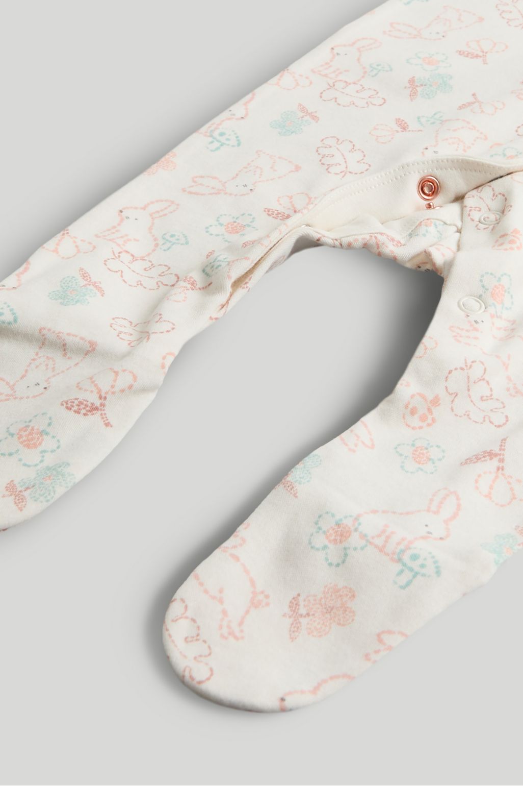 Set de 3 pijamale pentru bebeluși cu iepurași