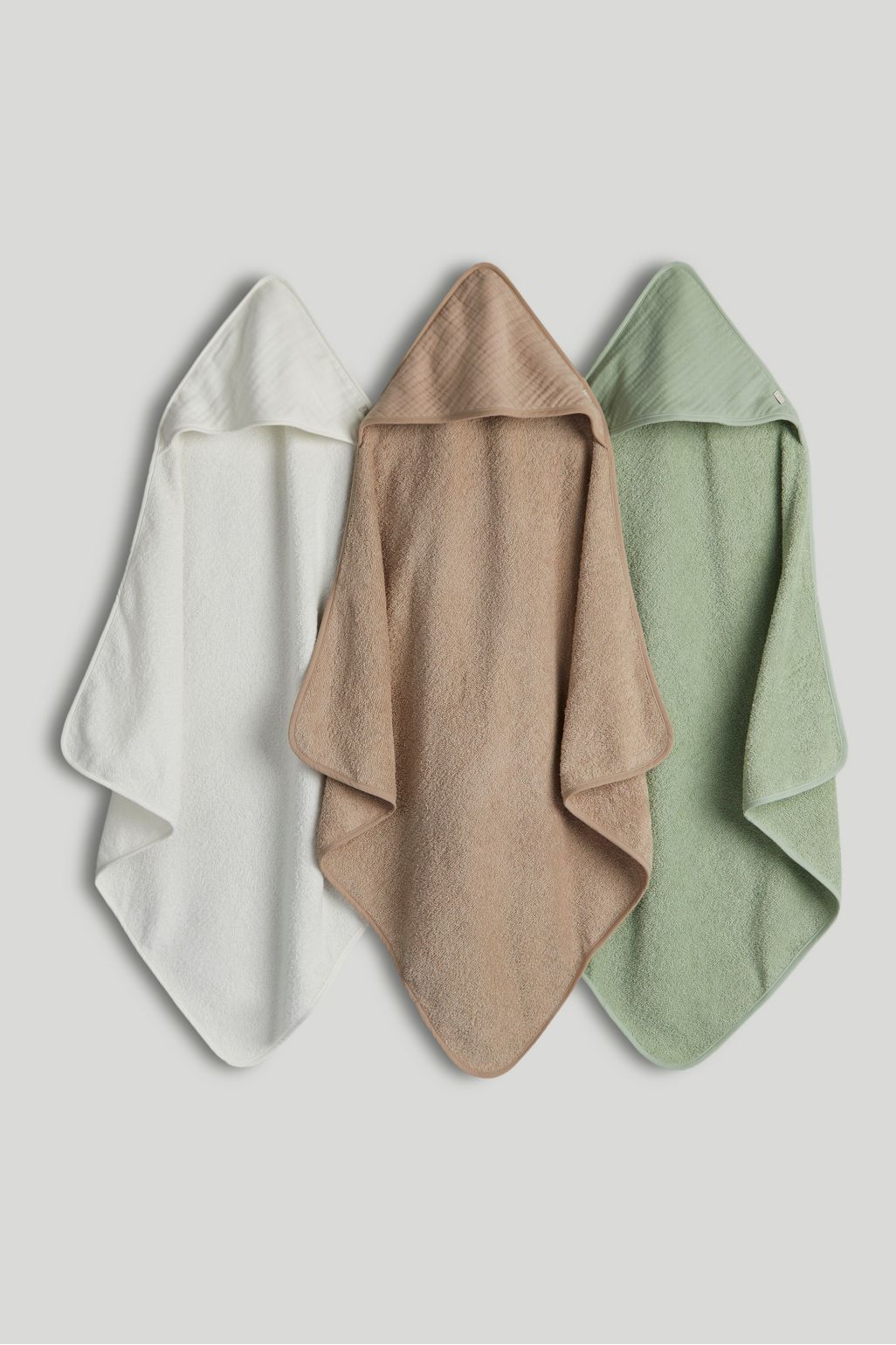 Set de 3 prosoape Mothercare cu glugă