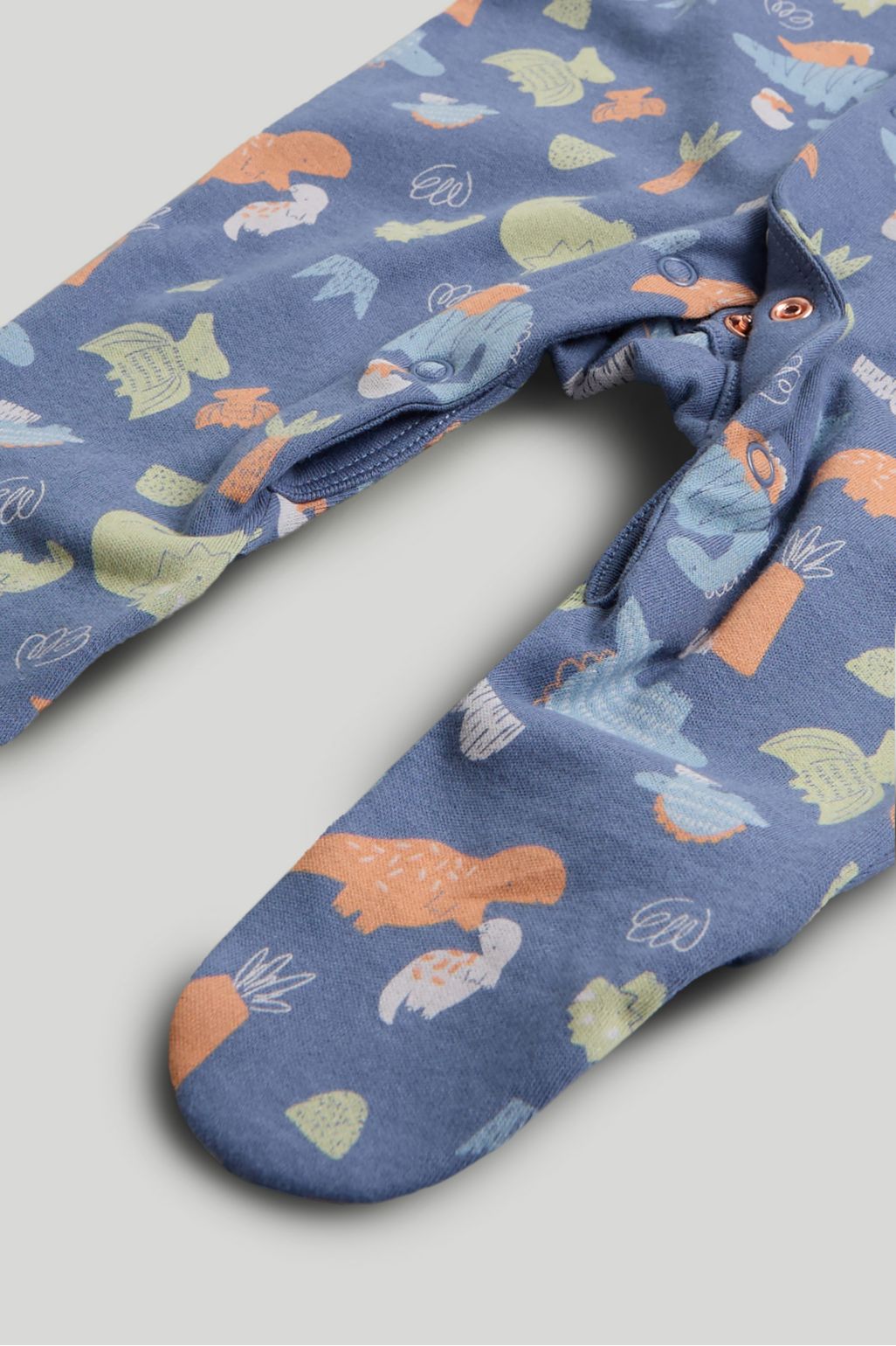 3 seturi de pijamale cu dinozauri