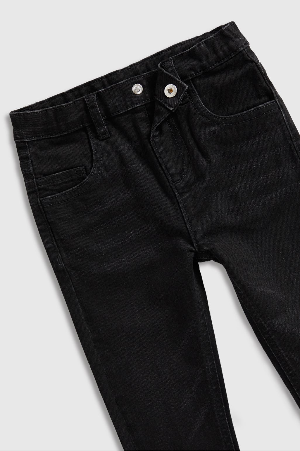blugi skinny negri
