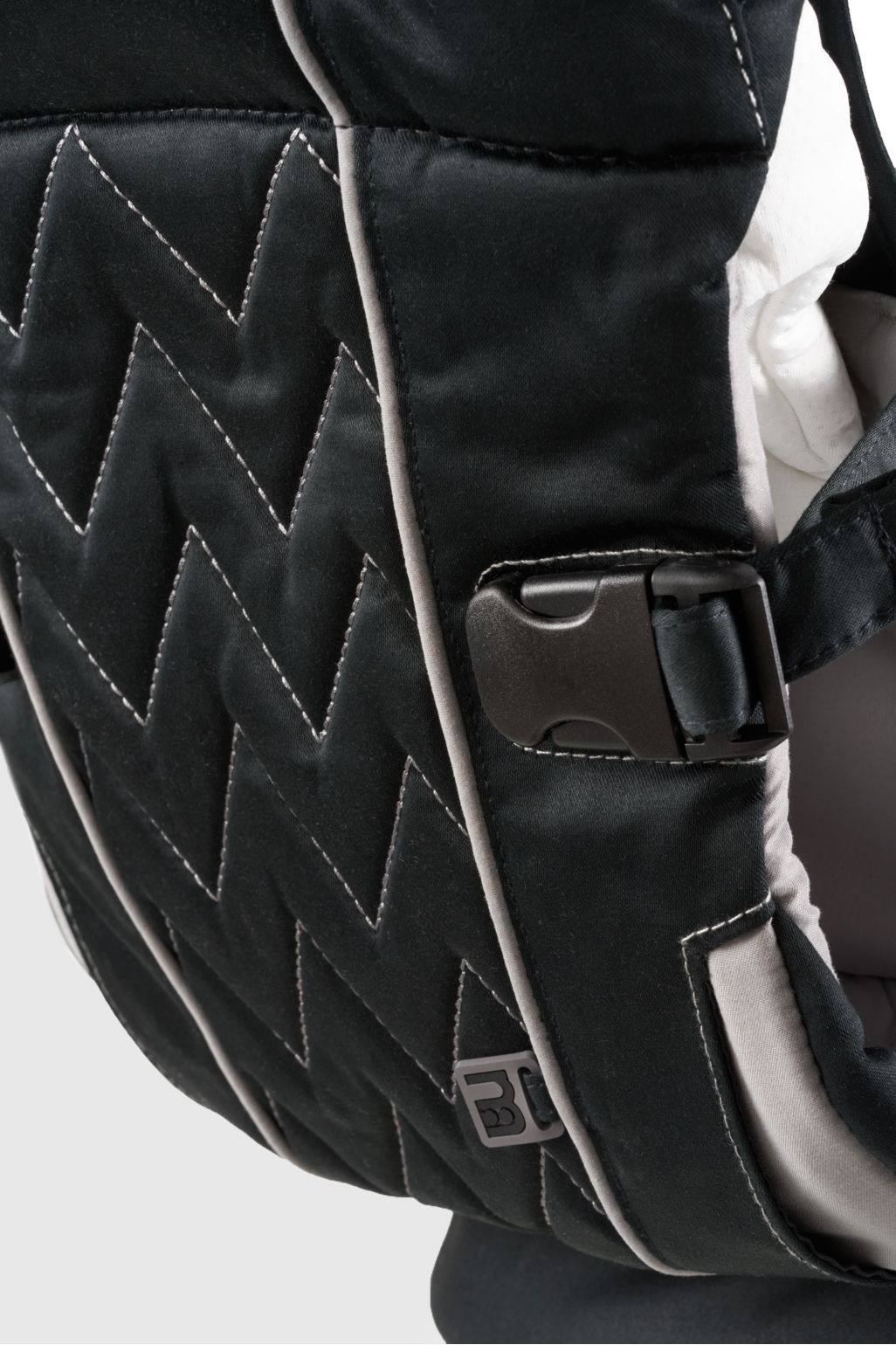 mothercare 4 position baby carrier - black