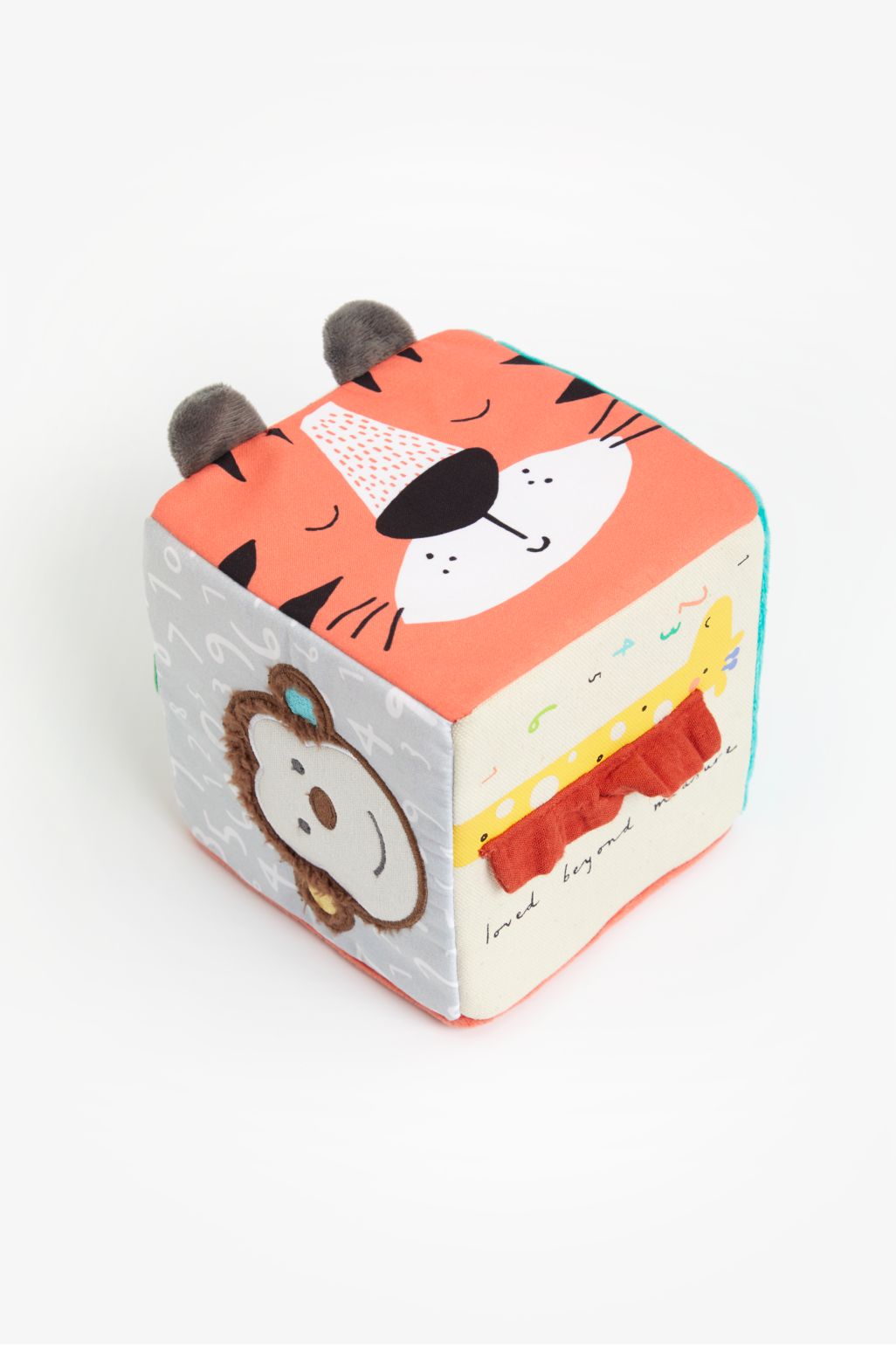 mothercare into the wild cub cu activități